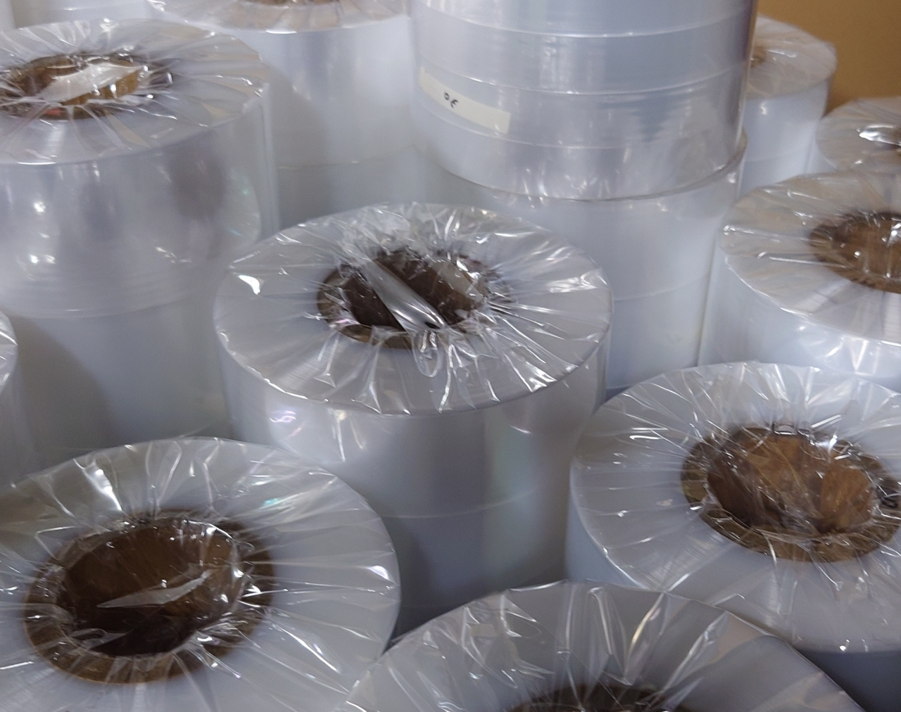 製造・梱包工程を効率化する多品種アソート加工フィルム